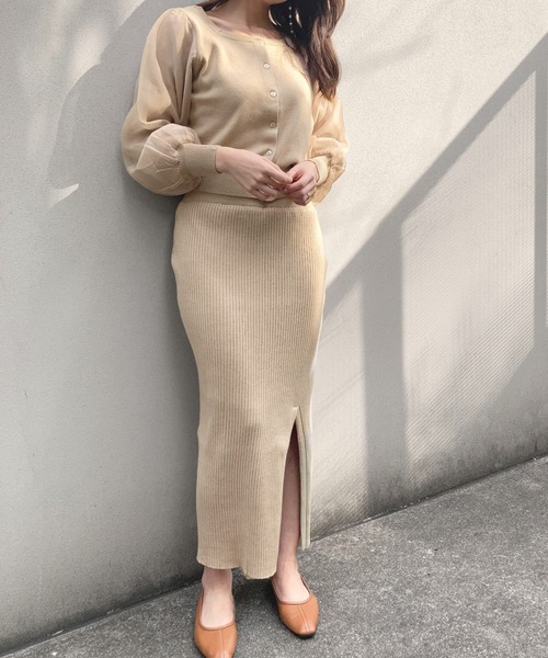 Brownie(ブラウニー)の「Brownie 前後2WAY 袖チュール スクエアネックカーディガン(カーディガン/ボレロ・レディース・ベージュ/パープル/アイボリー/ダークグレー・FREE)」の3枚目の写真