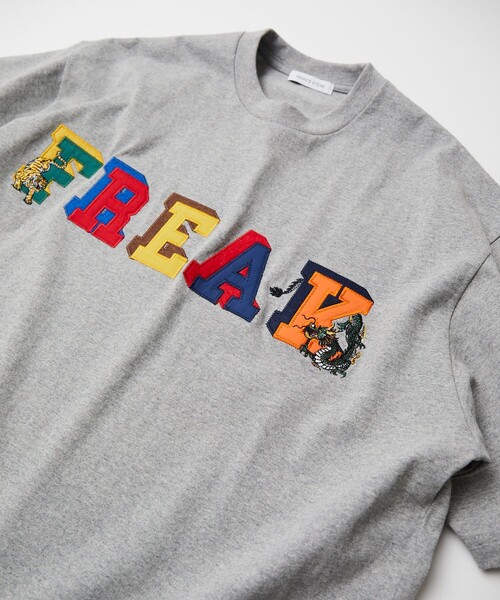 FREAK'S STORE(フリークスストア)の「FREAK'S STORE/フリークスストア 竜虎刺繍 FREAKロゴTEE/刺繍/ロゴ(Tシャツ/カットソー・メンズ・ホワイト/ブラック/グレー/アッシュグレー/グリーン/ネイビー・SMALL/MEDIUM/LARGE)」の4枚目の写真