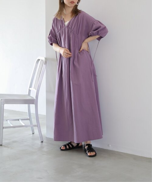 RAY CASSIN（レイカズン）の「スリーブリボンギャザーワンピース（ワンピース・レディース・オフホワイト/パープル/ベージュ・FREE）」の10枚目の写真