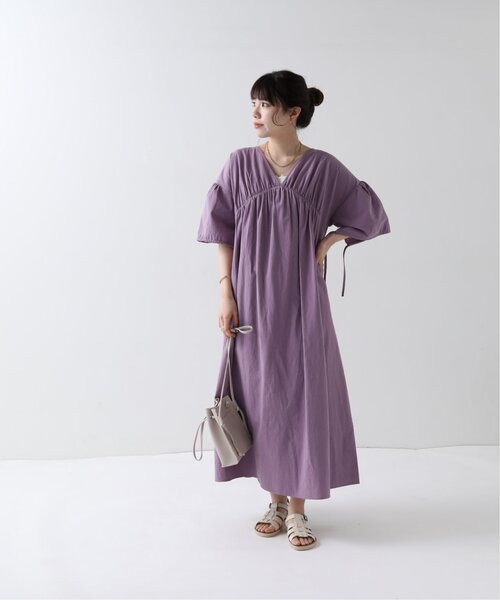 RAY CASSIN（レイカズン）の「スリーブリボンギャザーワンピース（ワンピース・レディース・オフホワイト/パープル/ベージュ・FREE）」の14枚目の写真