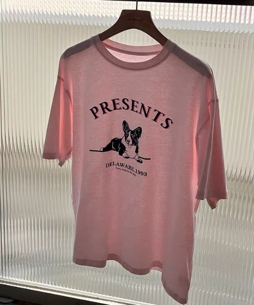 Vipoa(ヴィポア)の「dog プリントtee(Tシャツ/カットソー・レディース・ホワイト/ピンク/オートミール・FREE)」の2枚目の写真