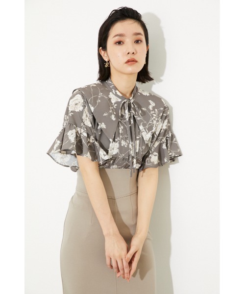 rienda（リエンダ）の「ボタニカルフリルスリーブブラウス（シャツ/ブラウス・レディース・ブラウン/グリーン/アイボリー・FREE）」の3枚目の写真