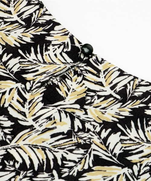 TOKYO SHIRTS(トウキョウシャツ)の「袖リボン ボタニカル柄 半袖ブラウス(シャツ/ブラウス・レディース・ブラック/イエロー×グリーン・M/L/LL)」の5枚目の写真