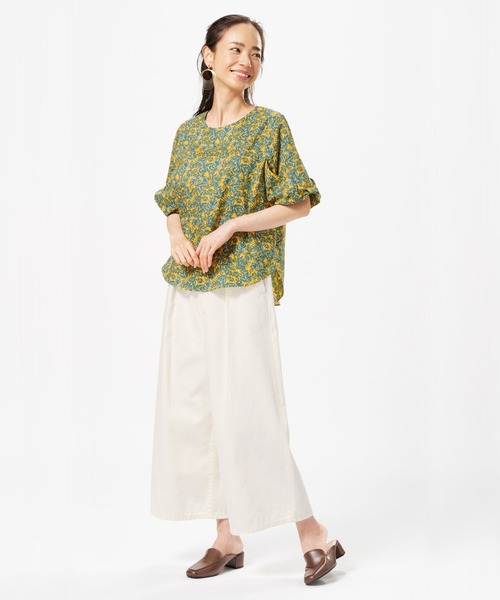 TOKYO SHIRTS(トウキョウシャツ)の「袖リボン ボタニカル柄 半袖ブラウス(シャツ/ブラウス・レディース・ブラック/イエロー×グリーン・M/L/LL)」の9枚目の写真