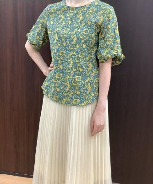 TOKYO SHIRTS(トウキョウシャツ)の「袖リボン ボタニカル柄 半袖ブラウス(シャツ/ブラウス・レディース・ブラック/イエロー×グリーン・M/L/LL)」の17枚目の写真