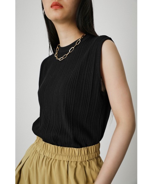 AZUL by moussy(アズールバイマウジー)の「SLEEVELESS HIGH NECK CUT TOPS/スリーブレスハイネックカットトップス(タンクトップ・レディース・ブラック/オフホワイト/オレンジ/ブルー・SMALL/MEDIUM)」の3枚目の写真