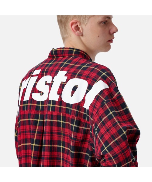 F.C.Real Bristol（エフシーレアルブリストル）の「BIG LOGO FLANNEL