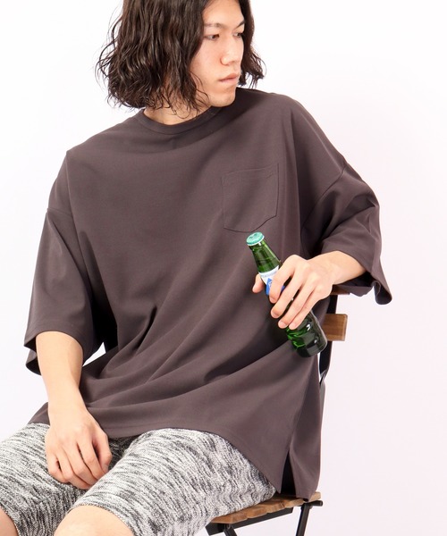 Bling Leads(ブリングリーズ)の「Bling Leads 半袖 梨地BIGクルーネックTee(Tシャツ/カットソー・メンズ・ブラウン/ブルー/ホワイト/ブラウン系その他/ブラック・L/M)」の1枚目の写真