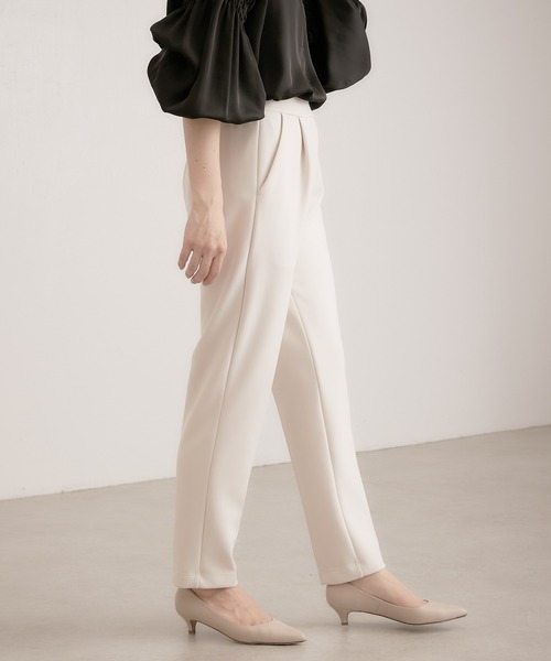 COLLAGE GALLARDAGALANTE（コラージュガリャルダガランテ）の「ダンボールテーパードパンツ（スラックス・レディース・ホワイト/ブラック/ライトグレー・FREE）」の8枚目の写真