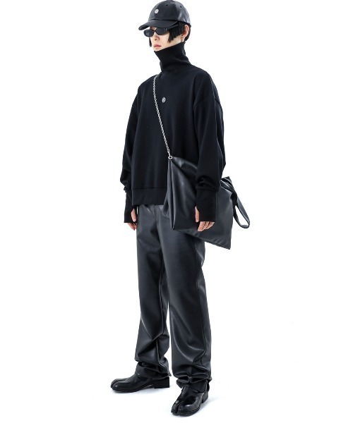 BASIC COTTON（ベーシックコットン）の「【BASIC COTTON/ベーシックコットン】WARMER POLA MTM /ハイネック ウォーマー スウェット 白 黒 タートルネック トップス 秋服 冬服（スウェット・メンズ・ブラック/ホワイト・ONE SIZE）」の12枚目の写真