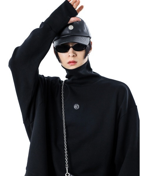 BASIC COTTON（ベーシックコットン）の「【BASIC COTTON/ベーシックコットン】WARMER POLA MTM /ハイネック ウォーマー スウェット 白 黒 タートルネック トップス 秋服 冬服（スウェット・メンズ・ブラック/ホワイト・ONE SIZE）」の9枚目の写真