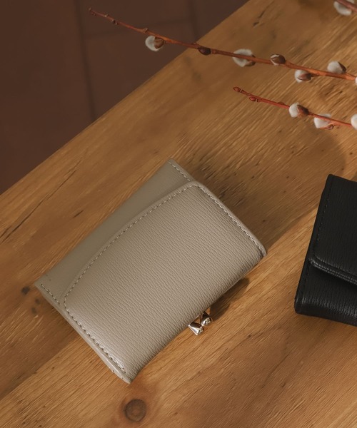 SENSE OF PLACE by URBAN RESEARCH（センスオブプレイスバイアーバンリサーチ）の「ガマグチミニウォレット（財布・レディース・ブラック/ライトベージュ・ONE）」の2枚目の写真