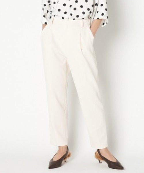 HELIOPOLE(エリオポール)の「SUPER STRETCH TAPERED PANTs(その他パンツ・レディース・ブラック/アイボリー/ネイビー・34/36/38)」の2枚目の写真
