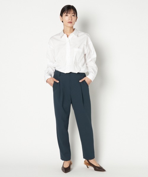 HELIOPOLE(エリオポール)の「SUPER STRETCH TAPERED PANTs(その他パンツ・レディース・ブラック/アイボリー/ネイビー・34/36/38)」の21枚目の写真