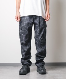 IO（イオ）（イオ）の「【総柄パターン】カーゴパンツ（カーゴパンツ）」