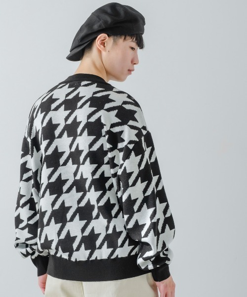 improves(インプローブス)の「【improves】千鳥格子柄 クルーネック ニットセーター(ニット/セーター・メンズ・グリーン/ブルー/ブラック/ラベンダー/ブラウン/グレー・LARGE/MEDIUM)」の9枚目の写真