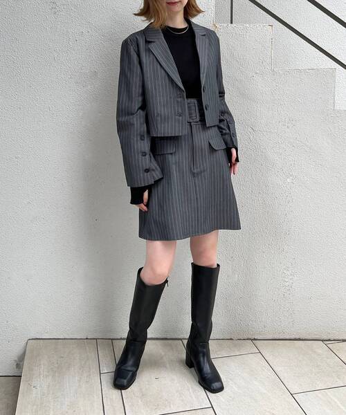 MAJESTIC LEGON(マジェスティックレゴン)の「retroショートジャケット(テーラードジャケット・レディース・ホワイト系その他2/グレー系その他・MEDIUM)」の4枚目の写真