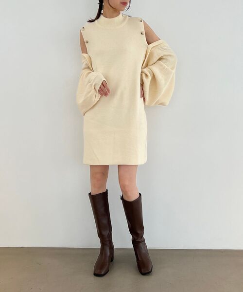 MAJESTIC LEGON（マジェスティックレゴン）の「ボレロセットニットワンピース（ワンピース・レディース・アイボリー/ブラック/モカ・MEDIUM）」の4枚目の写真