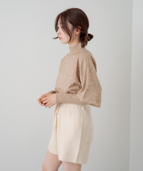 Kastane(カスタネ)の「【新色追加】ロングリブハイネックニット(ニット/セーター・レディース・グリーン/アイボリー/ブルー/ベージュ/パープル・FREE)」の19枚目の写真