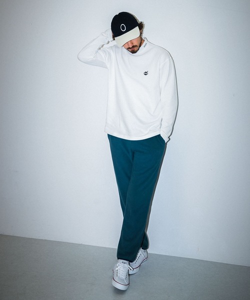 URBAN RESEARCH Sonny Label（アーバンリサーチサニーレーベル）の「OOPS　ミラノリブモックネックロンTシャツ（Tシャツ/カットソー・メンズ・マスタード/オフホワイト/ブラック・LARGE/MEDIUM）」の4枚目の写真