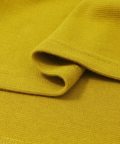 URBAN RESEARCH Sonny Label（アーバンリサーチサニーレーベル）の「OOPS　ミラノリブモックネックロンTシャツ（Tシャツ/カットソー・メンズ・マスタード/オフホワイト/ブラック・LARGE/MEDIUM）」の6枚目の写真