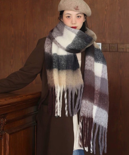 shopnikoniko(ショップニコニコ)の「マフラー チェック柄 大判 韓国ファッション フリンジ ボリュームマフラー ロングマフラー(マフラー・レディース・ワイン/ブルー/オレンジ/ブラウン/グリーン/ピンク・フリー)」の16枚目の写真