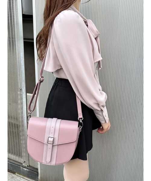 EATME（イートミー）の「ベルテッドフラップバッグ（ショルダーバッグ・レディース・ピンク/ブラック・FREE）」の7枚目の写真