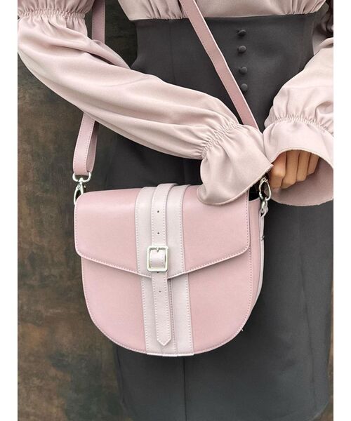 EATME（イートミー）の「ベルテッドフラップバッグ（ショルダーバッグ・レディース・ピンク/ブラック・FREE）」の16枚目の写真