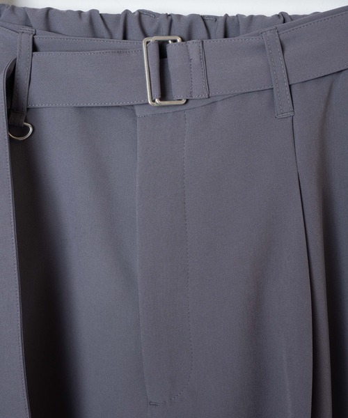 LUCY（ルーシー）の「LUCY/ベルト付きトロミワイドスラックス（スラックス・メンズ・ブラック/パープル系その他/グリーン系その他・LARGE/MEDIUM）」の22枚目の写真