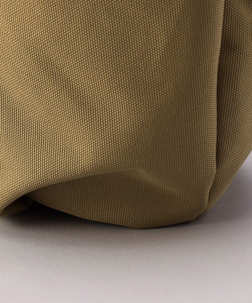 FREAK'S STORE(フリークスストア)の「OUTDOOR PRODUCTS × FREAK'S STORE/アウトドアプロダクツ 別注ギャザーバッグ(ギャザーハンドルバッグ/ハンドバッグ)(ハンドバッグ・レディース・ブラック/ピンク/ベージュ・ONE SIZE)」の15枚目の写真