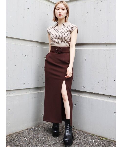 MURUA（ムルーア）の「ディープスリットペンシルスカート（スカート・レディース・ブラック/ブラウン/アイボリー/ブルー・2/1）」の13枚目の写真