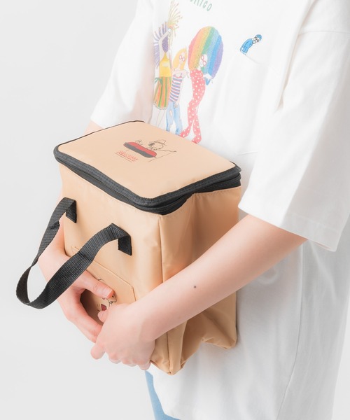 salle de bal(サルデバル)の「PEANUTS / ピーナッツ Snoopy スヌーピー クーラーバッグ S 保温バッグ 保冷バッグ 6L Snoopy cooler S FRH(トートバッグ・レディース・ベージュ/ホワイト/ブラック・S)」の9枚目の写真