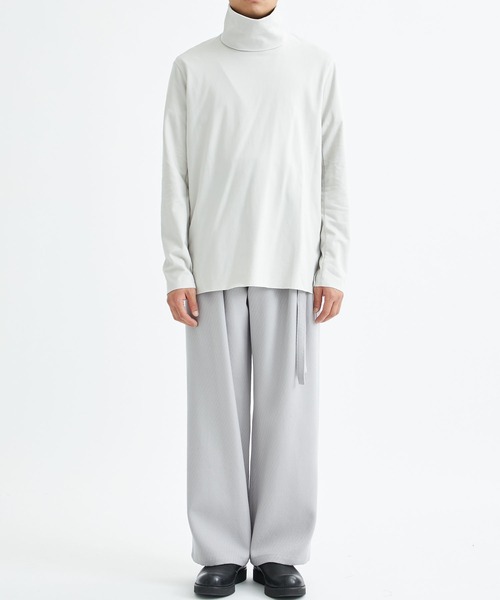 ATTACHMENT（アタッチメント）の「COOLMAX SMOOTH CLOTH HIGH NECKED T
