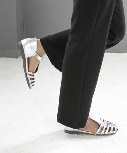 SOROTTO（ソロット）の「ぺたんこグルカサンダル/フラット（サンダル・キッズ・ホワイト/ブラック/シルバー/ブラウン・16.0cm/17.0cm/18.0cm/19.0cm/20.0cm/21.0cm/22.0cm）」の9枚目の写真