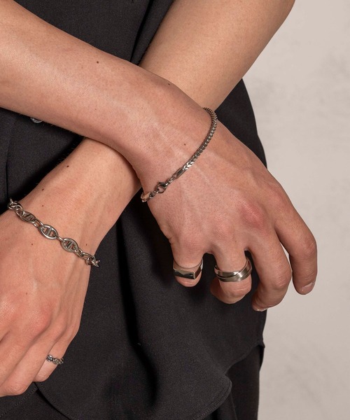 BROTHERHOOD(ブラザーフッド)の「【BROTHERHOOD】テトラヒードンブレス「サージカルステンレス」(ブレスレット・メンズ・シルバー・FREE)」の2枚目の写真