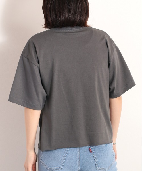 cepo（セポ）の「リメイクカレッジＴｅｅ　WEB先行販売（Tシャツ/カットソー・レディース・チャコール/ベージュ・M）」の5枚目の写真