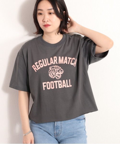 cepo（セポ）の「リメイクカレッジＴｅｅ　WEB先行販売（Tシャツ/カットソー・レディース・チャコール/ベージュ・M）」の3枚目の写真