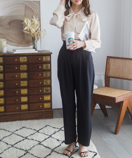 Ada.（エイダ）の「オフィスでもプライベートでも◎　洗える ボウタイ リボン ブラウス（シャツ/ブラウス・レディース・ホワイト/ベージュ/ライトブルー/アイボリー/ミント/ピンク/ネイビー・M/S/L）」の17枚目の写真