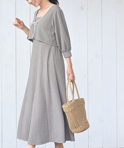 rps（アールピーエス）の「パイピングリボンカーデ×フレアーキャミワンピ（ワンピース・レディース・ブラック/グレー/グレイッシュベージュ・フリー）」の10枚目の写真