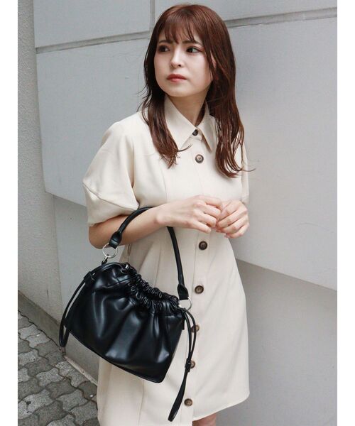 MURUA(ムルーア)の「2WAYハンドルドロストバッグ(ハンドバッグ・レディース・ブラック/イエロー・FREE)」の7枚目の写真