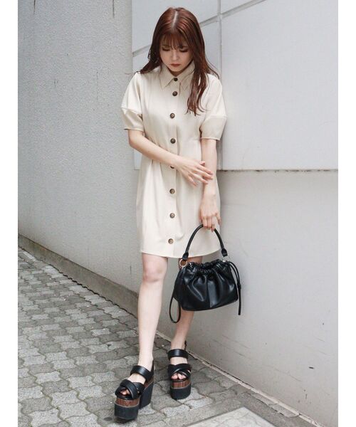 MURUA(ムルーア)の「2WAYハンドルドロストバッグ(ハンドバッグ・レディース・ブラック/イエロー・FREE)」の3枚目の写真