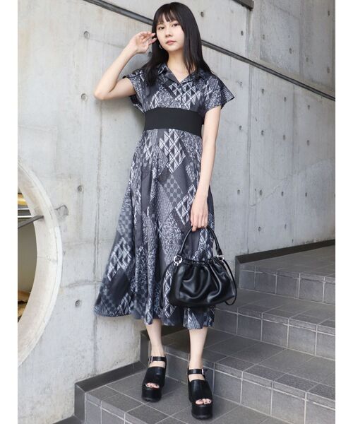 MURUA(ムルーア)の「2WAYハンドルドロストバッグ(ハンドバッグ・レディース・ブラック/イエロー・FREE)」の17枚目の写真