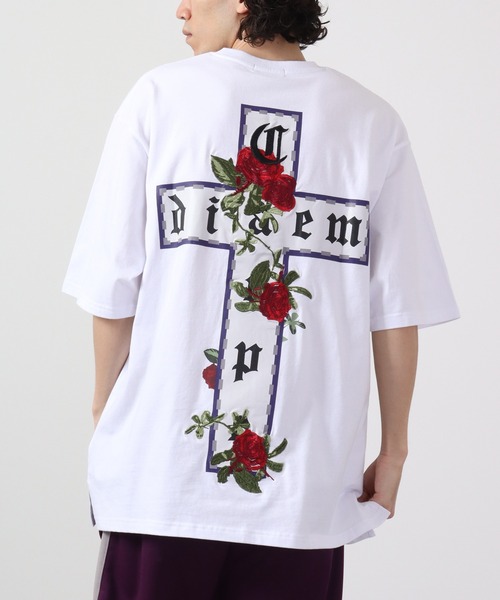RE730(アールイーセブンサーティー)の「RE730 クロスローズ半袖Tシャツ(Tシャツ/カットソー・メンズ・オフホワイト/グレー/ブラック・L/M)」の2枚目の写真