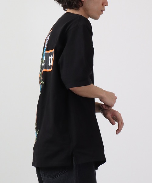 RE730(アールイーセブンサーティー)の「RE730 クロスローズ半袖Tシャツ(Tシャツ/カットソー・メンズ・オフホワイト/グレー/ブラック・L/M)」の12枚目の写真