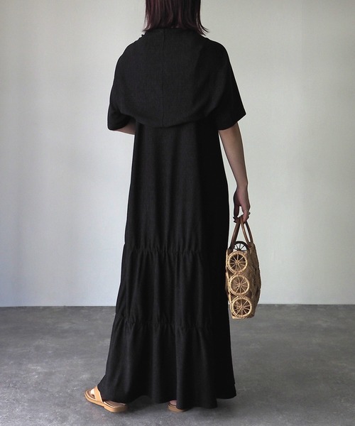 Riberry（リベリー）の「楊柳シャーリングキャミワンピース×ショートボレロset（ワンピース・レディース・オレンジ/チャコールグレー/ブラック/グレイッシュベージュ・MEDIUM）」の13枚目の写真