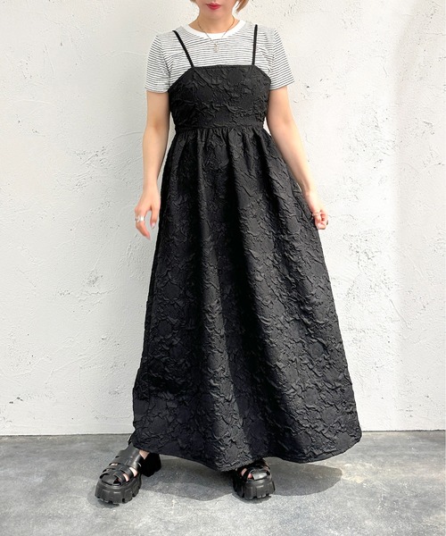 apres jour mignon(アプレジュールミニョン)の「ふくれジャガードキャミワンピース【ZOZOTOWN限定アイテム】(ワンピース・レディース・ブルー/ブラック/アイボリー・X-LARGE/SMALL/MEDIUM)」の2枚目の写真