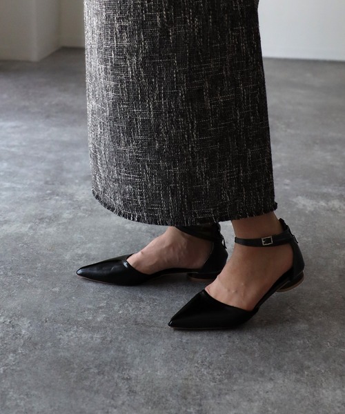 Riberry（リベリー）の「ポインテッド バックストラップパンプス（パンプス・レディース・ホワイト/ブラック/ブラウン・LARGE/MEDIUM）」の11枚目の写真