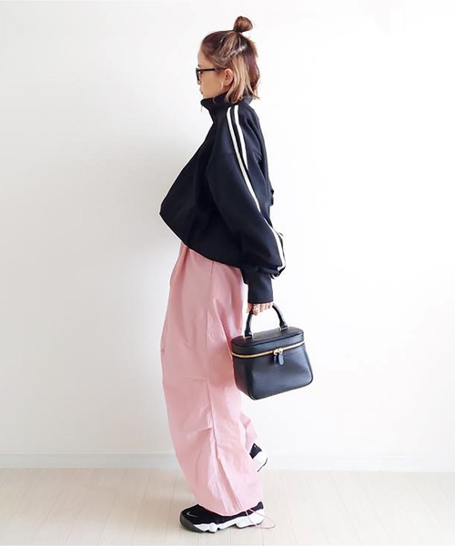 notch.（ノッチ）の「【 notch. by yui 】トラックジャケット（ジャージ・レディース・ブラック/ブラウン/ベージュ/ネイビー/ダークブルー/ホワイト・M）」の13枚目の写真