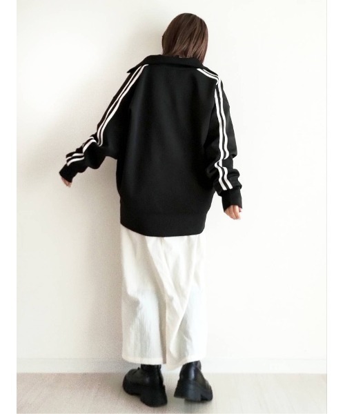 notch.（ノッチ）の「【 notch. by yui 】トラックジャケット（ジャージ・レディース・ブラック/ブラウン/ベージュ/ネイビー/ダークブルー/ホワイト・M）」の10枚目の写真