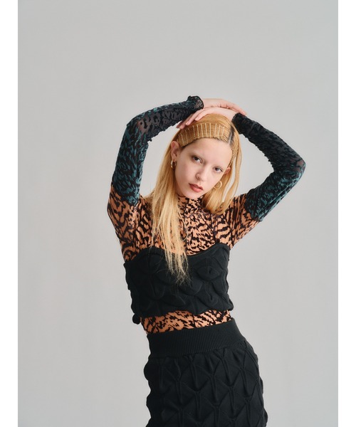 led.tokyo（レッドトウキョウ）の「【led.tokyo】WAVE KNIT BUSTIER（Tシャツ/カットソー・レディース・ブラック/ブルー・FREE）」の3枚目の写真